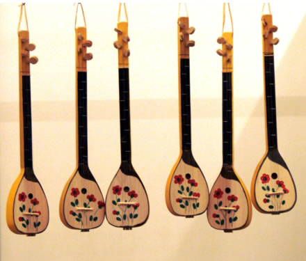 Detalj sa HANDMADE 2006 festivala podsjetio je mnoge na dane bezbri�nog djetinjstva bez Interneta, PlayStationa i svega onoga �to dana�nji klinci imaju.