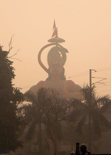 Delhi .... zrak pun pra�ine...